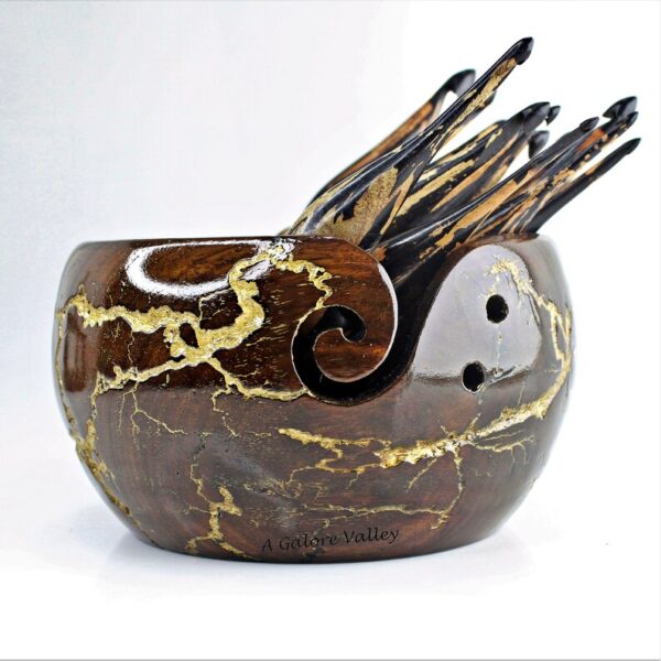 woden yarn bowl